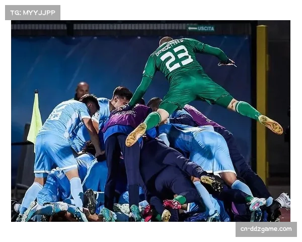 国米替补席狂欢庆祝,泽林斯基进球因手球无效引争议