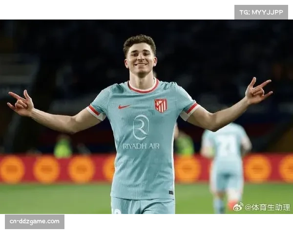 阿尔瓦雷斯接受采访：谈在曼城的竞争与在阿根廷队的角色转变