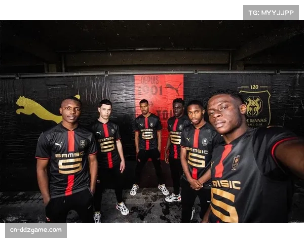 雷恩俱乐部举办大型球迷嘉年华,吸引数万人参与